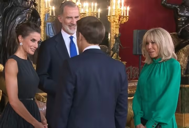 北约领导人夫人合影,北约峰会夫人