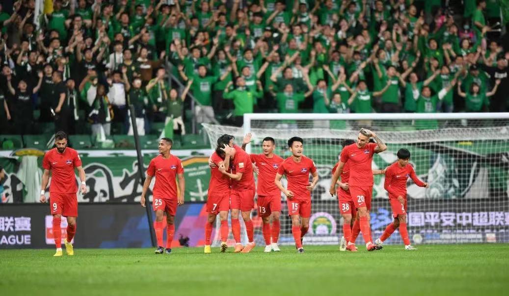 回来的山呼海啸，消失的胸前广告