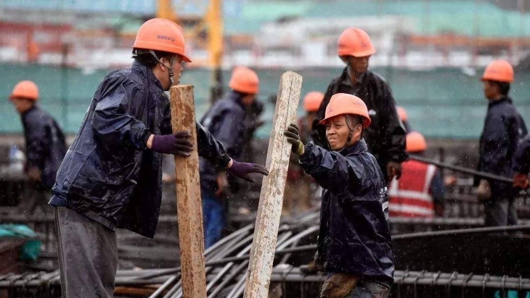 今年建筑行业怎么这么难,今年建筑行业真的难吗