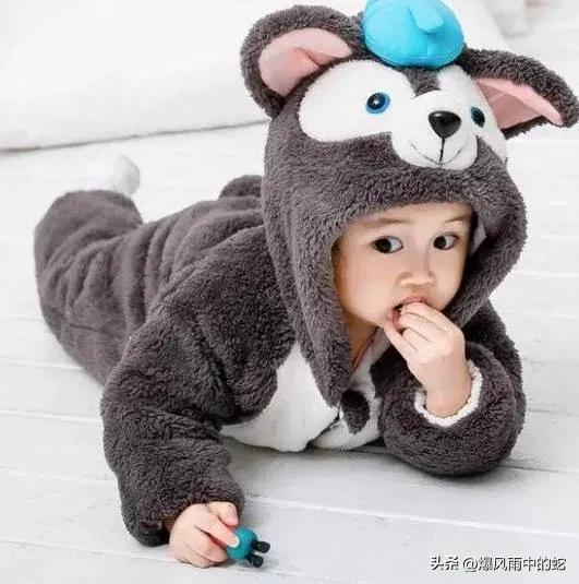 离婚后孩子怎么办理身份证,离婚后孩子怎么办的说说