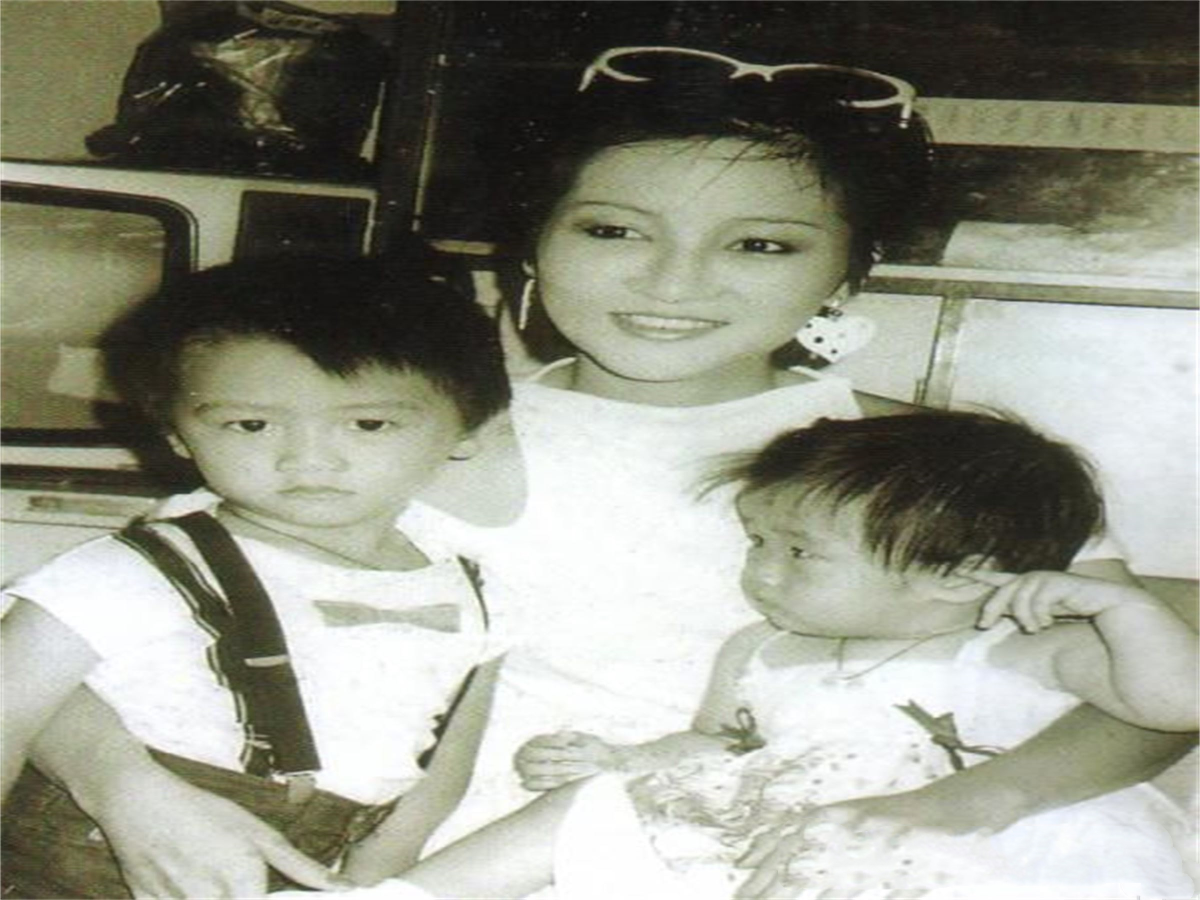 谢霆锋有多暖心,谢霆锋到底爱不爱张柏芝