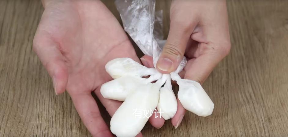 用什么办法洗衣服洁白如新,如何洗衣服洁白如新