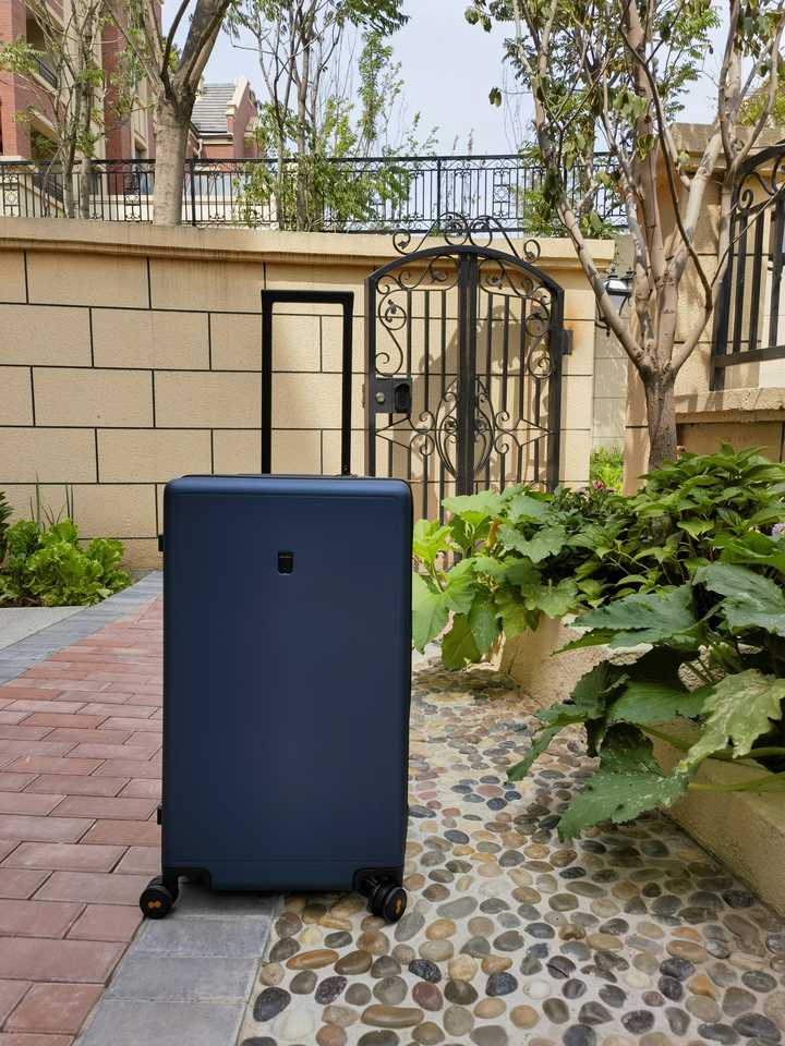 地平线8号行李箱24寸和20寸铝框,地平线8行李箱20寸和24寸评测