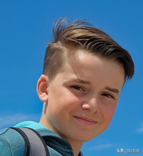 男宝宝名字大气的字,带栩字好听大气的男名字