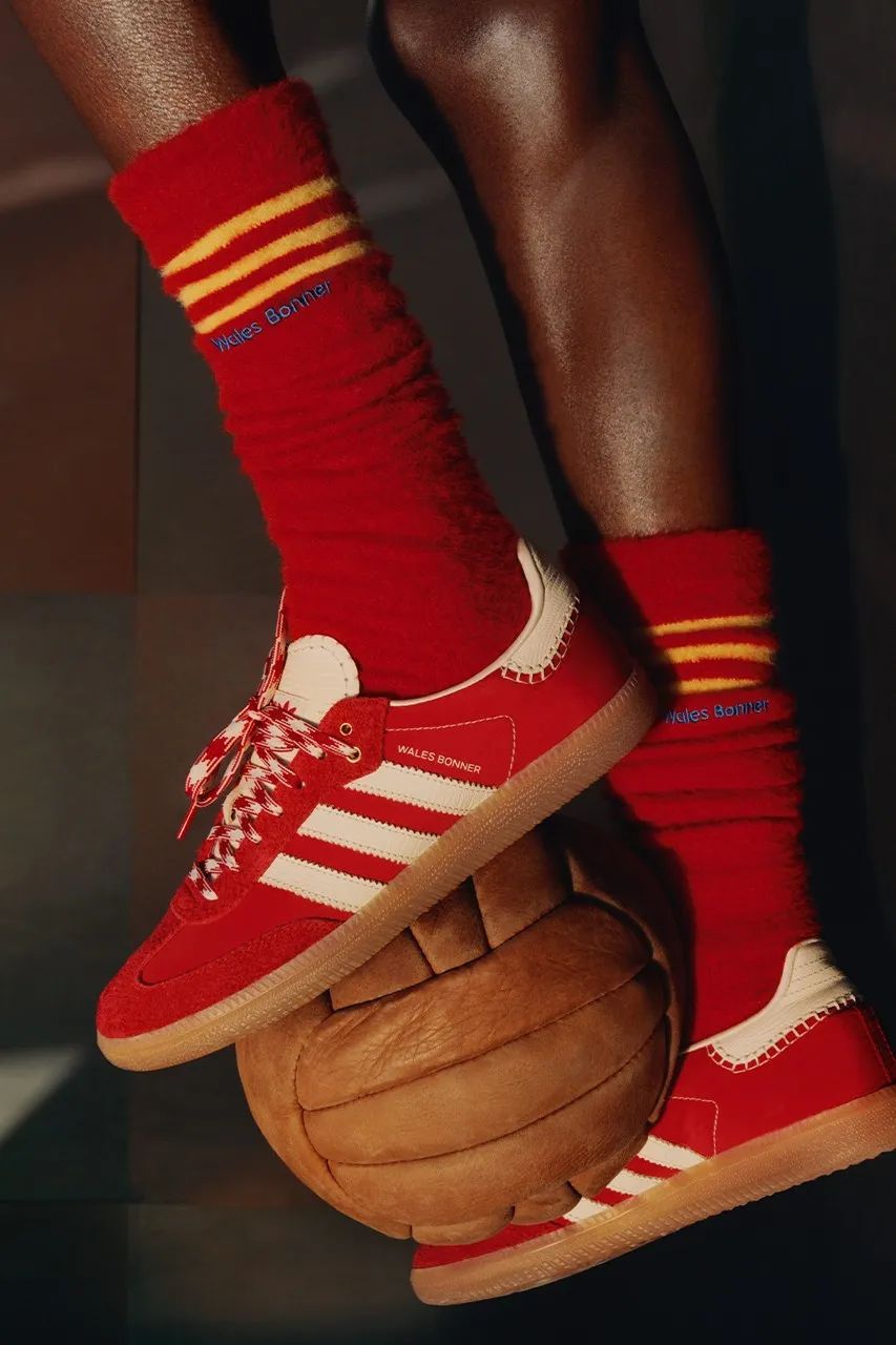 疯狂的球迷狂欢,时尚中的疯狂