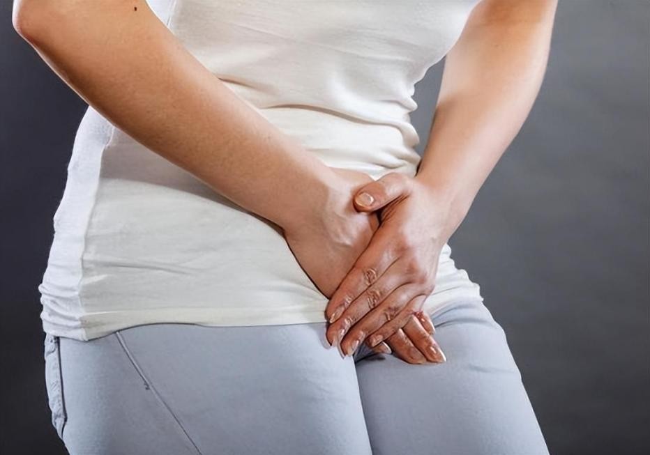 为什么女人小便后,要用纸擦一下呢?医生:很有必要