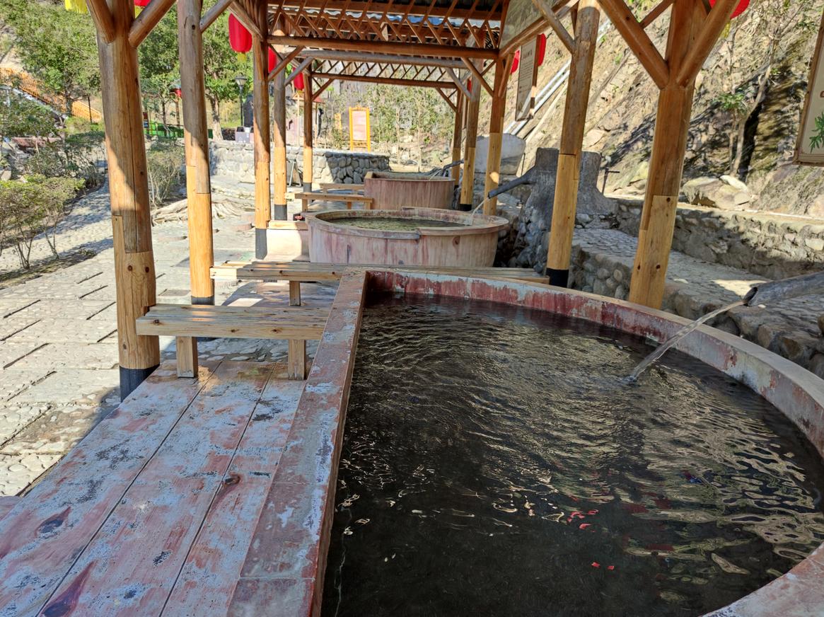 清远避暑温泉山庄,清远森林温泉