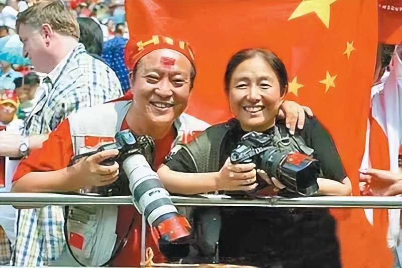 牛群哪一年离开冯巩的,73岁牛群现状