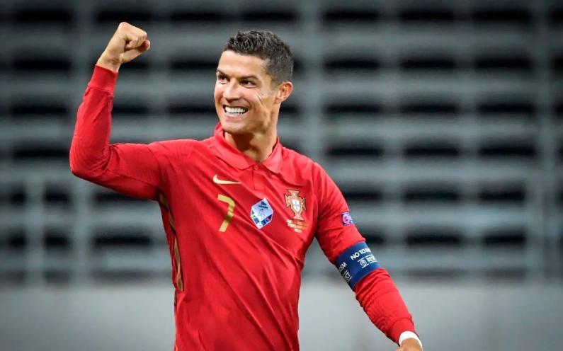 c罗亲自回应,c罗要退役了吗最新消息