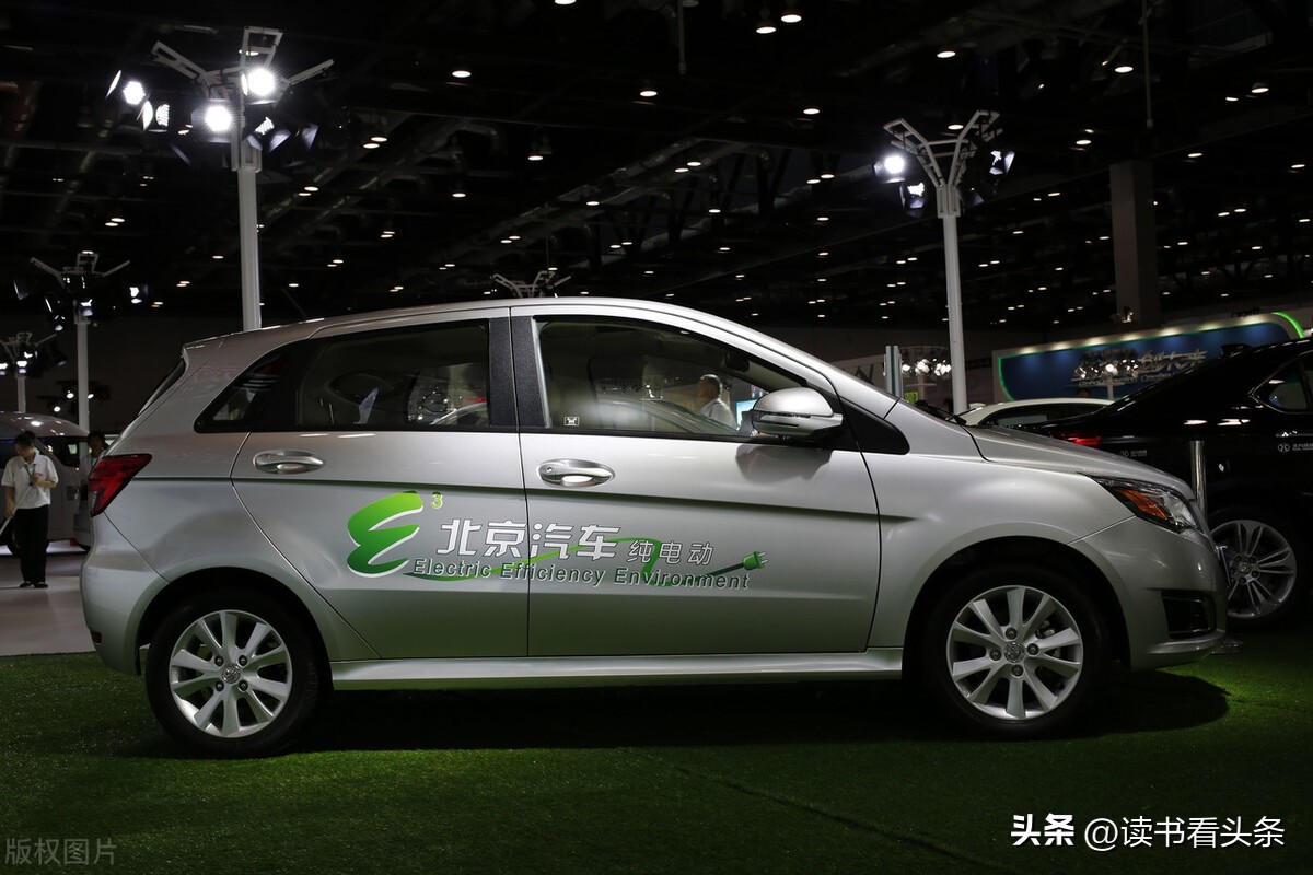 小蚂蚁电动汽车优点缺点,电动汽车慢充和快充的优点缺点