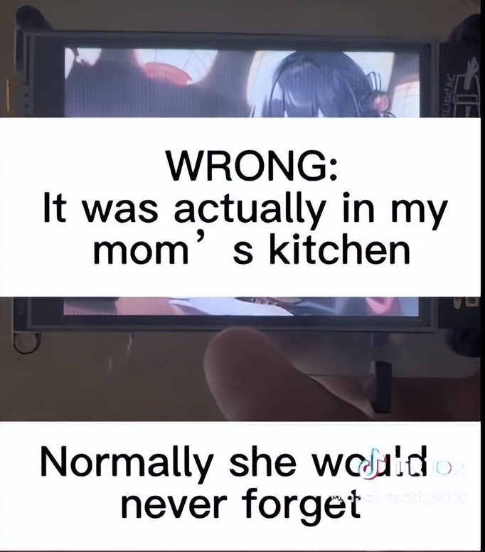 外国小哥用AI做了个虚拟老婆，日渐沉迷后，被真女友要求删除