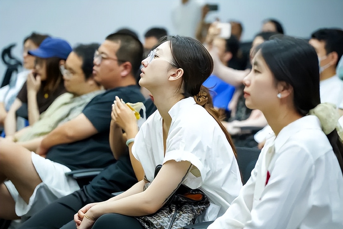 创意是热爱生活的智慧,创意是一种乐趣