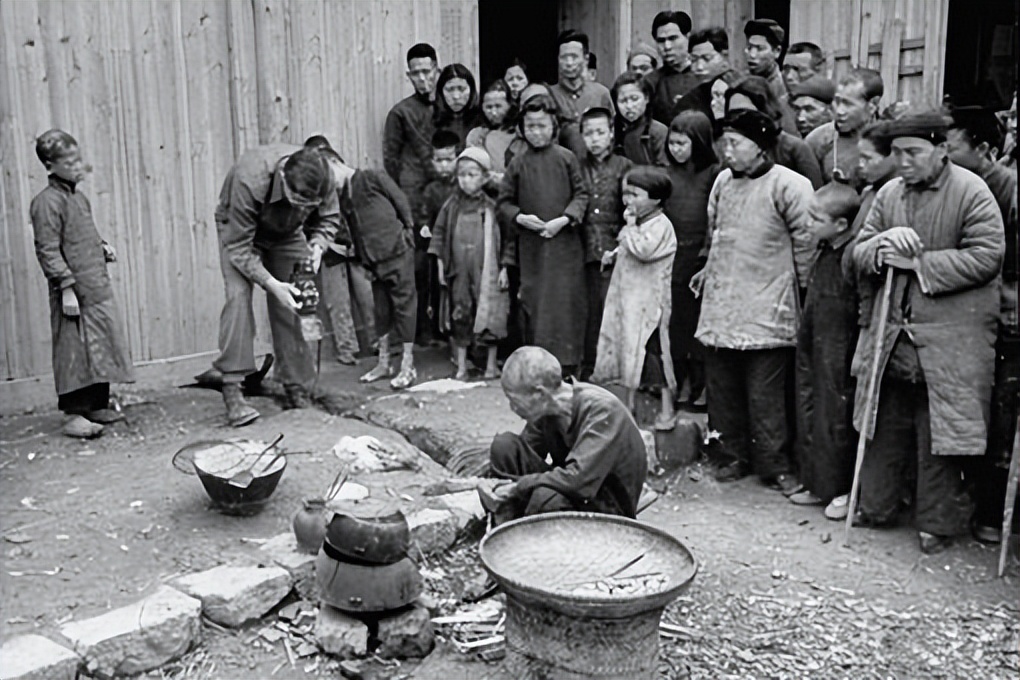 蒙脱石散爆火有必要囤么?那些囤10瓶布洛芬的人,如今怎样了?