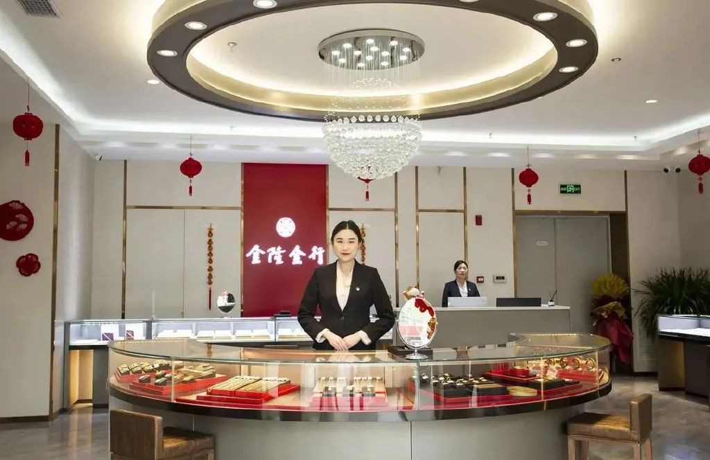 买钻戒记住这几点轻松省下蜜月钱,史上最全的挑选钻戒攻略