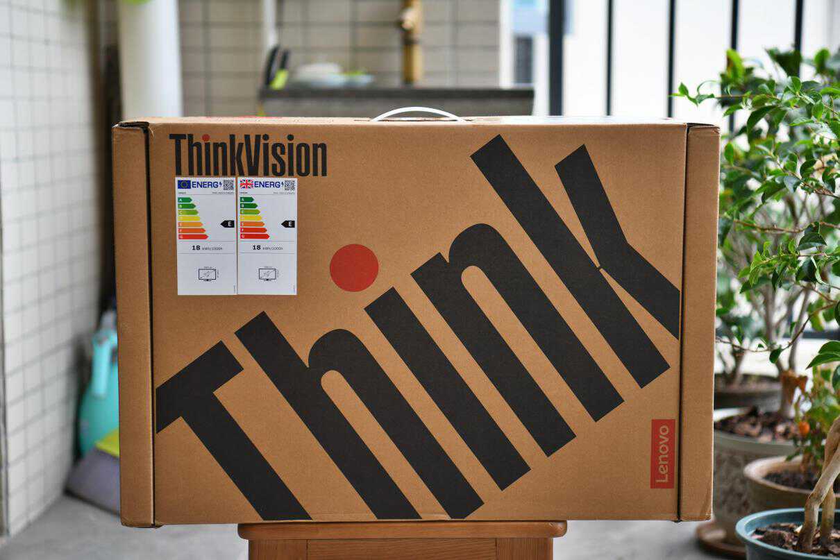 typec反向充电100w显示器,Type-C反向充电显示器