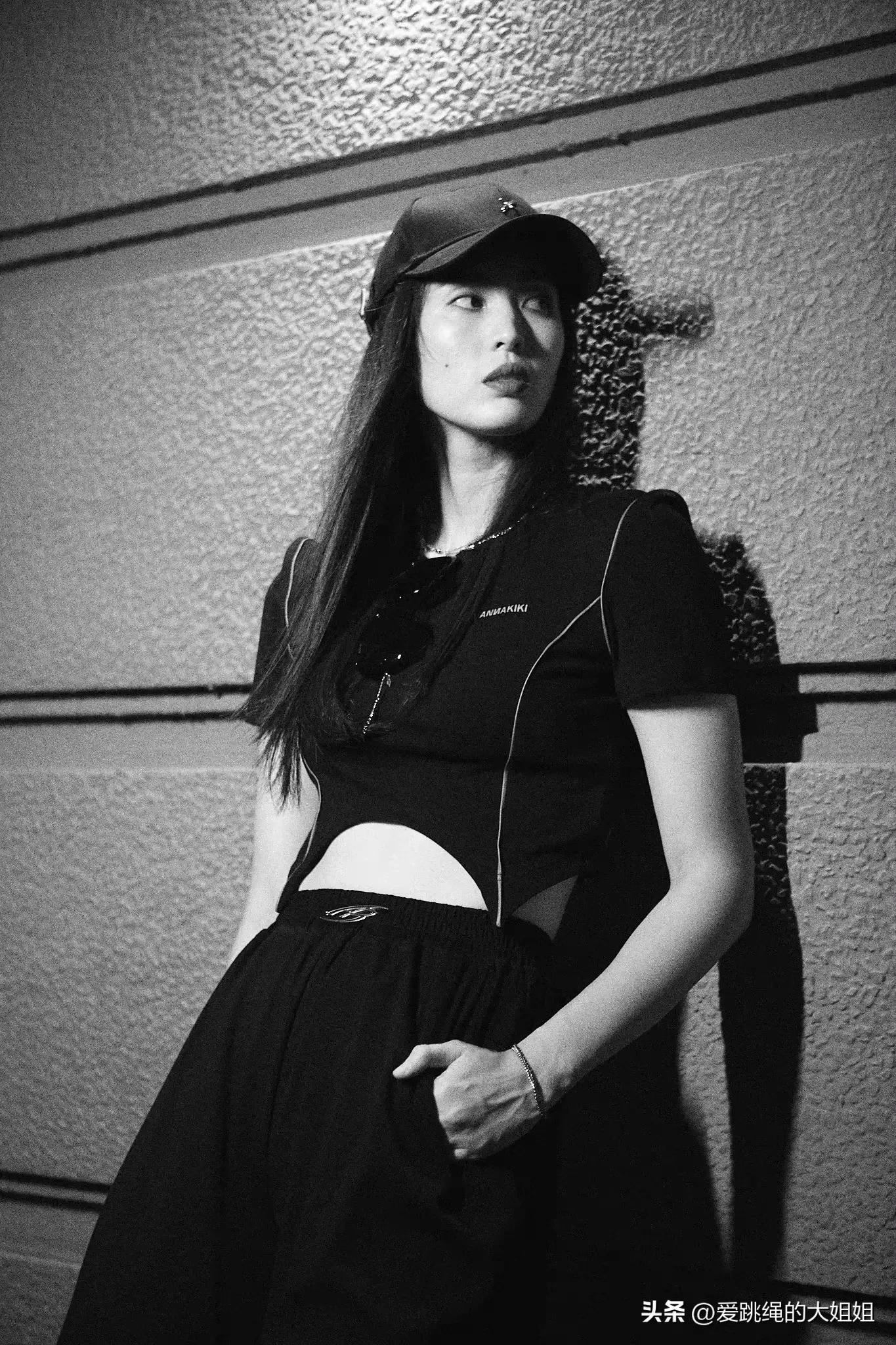 最美女足门将赵丽娜,中国女足门将赵丽娜与朱钰谁厉害