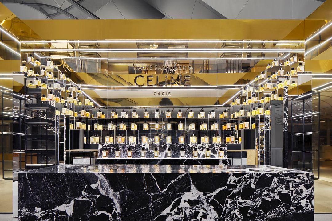 lisa和celine的穿搭风格,celine和lisa要到期了吗