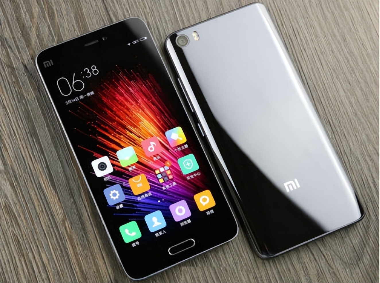 为什么那么多人继续买华为的设备,为啥那么多人买华为手机