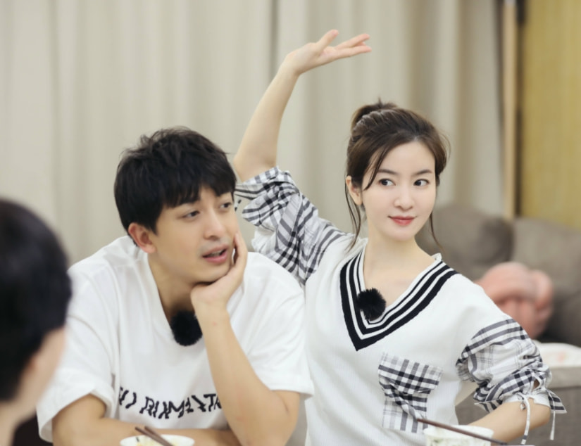 今年爆出的出轨事件,今年因丑闻出事的艺人