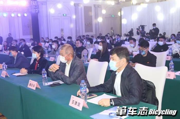 “把握趋势、预见未来”2022自行车流行趋势发布