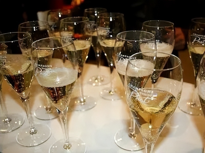 香槟葡萄园旅行,旅游香槟