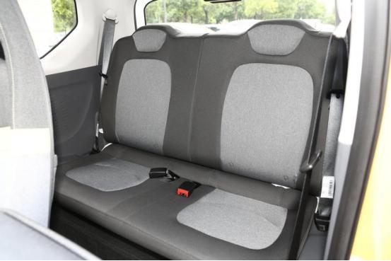 时尚的代步车宏光miniev马卡龙,宏光miniev马卡龙神秘车