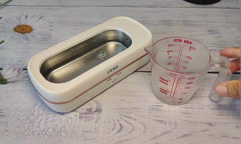 多功能泡泡清洗神器,便携隐形清洗神器