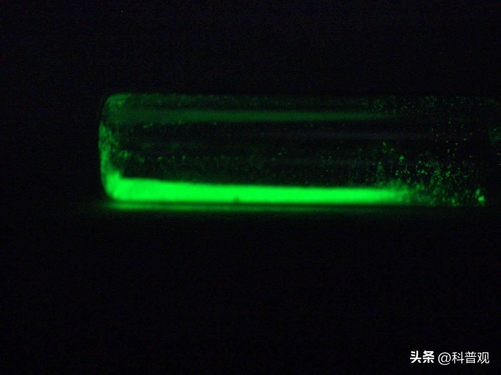 男子意外喝了核废水,男子喝核废水33年后身体仍在发热