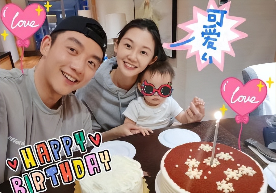 郑恺苗苗官宣郑恺说的话,郑恺苗苗官宣后甜蜜同框