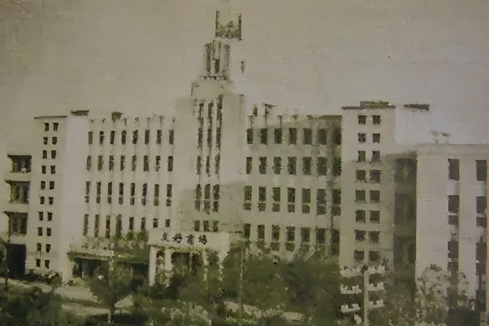 中国年营收最高的10家商场,1996年的全国销售额top10商场