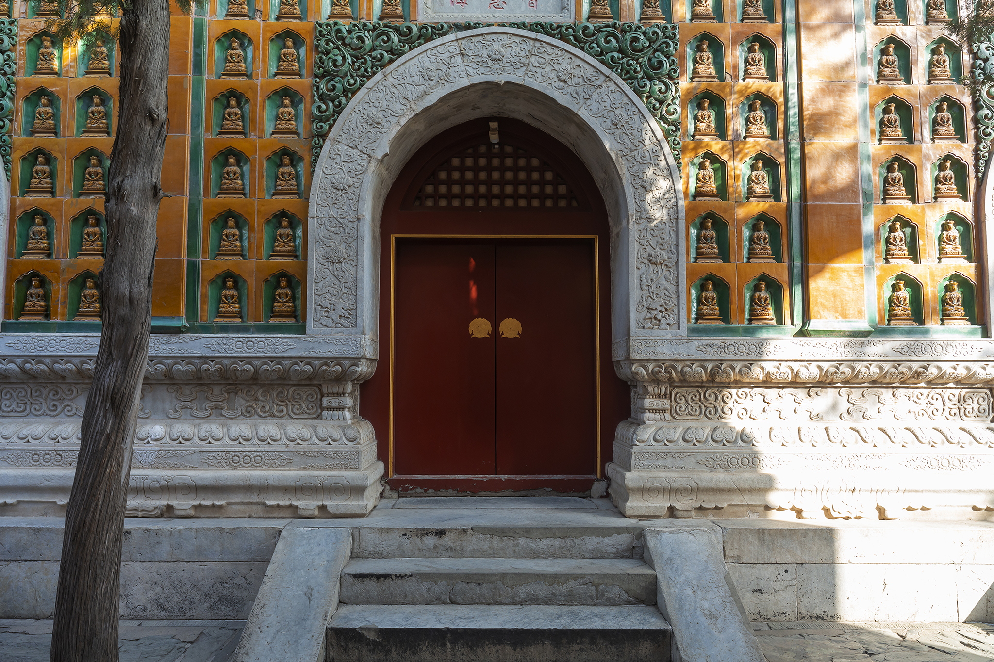 漫步北京颐和园,走颐和园长廊寓意