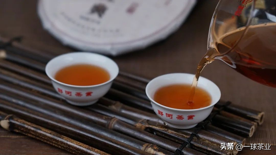 什么是普洱茶的喉韵,什么是普洱茶的渥堆味