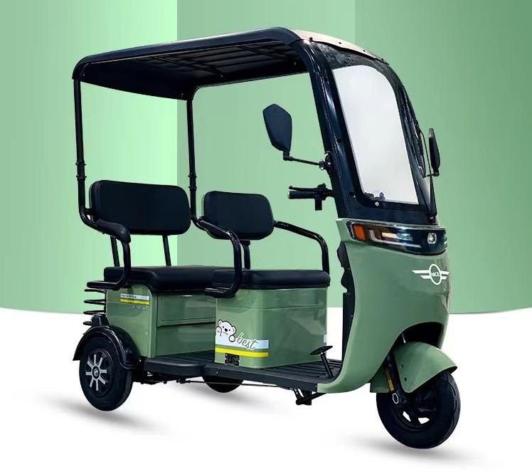 2款接娃小三轮自带雨棚不怕查车,陕西省内名牌燃油小三轮带雨棚车