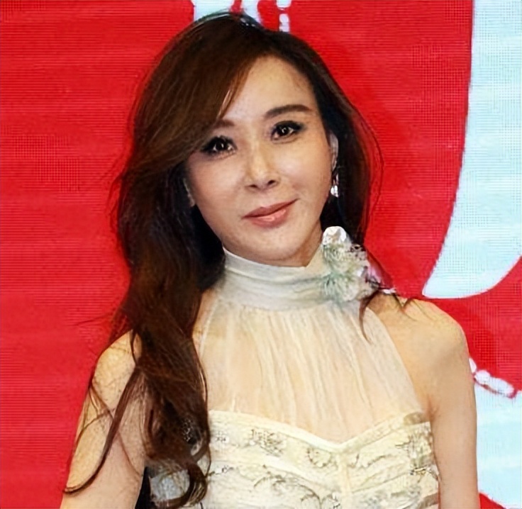 没整过容优雅老去的女明星,盘点大牌女星是如何优雅变老的