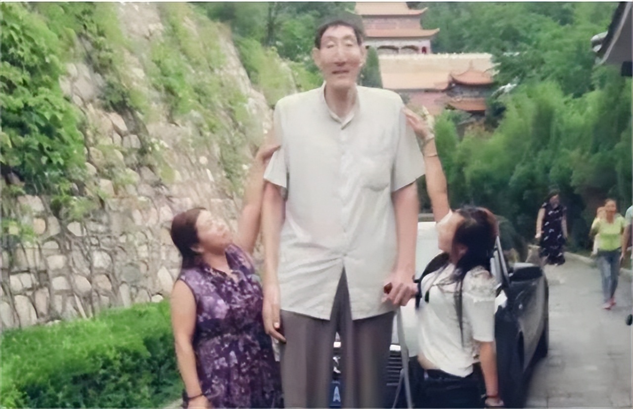 中国巨人鲍喜顺还活着吗,中国巨人鲍喜顺家人现状