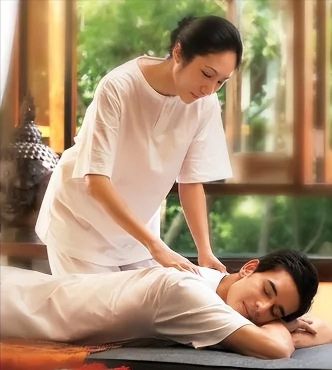 胸椎正骨推拿手法,中医胸椎推拿手法全套教程