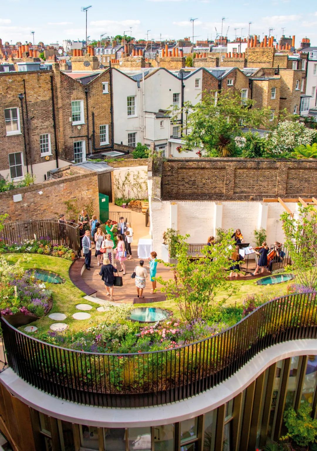 历史遗产的天然教科书｜建在百年历史保护区的学校合集