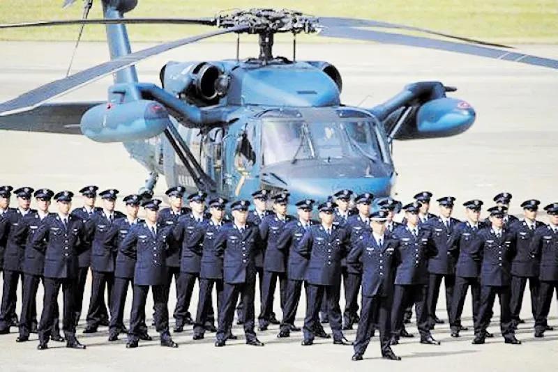 高龄低能，棱镜下看日本自卫队