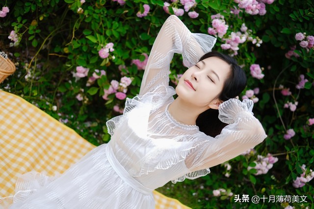 周五都可以发的文案,随时都可以发的置顶文案