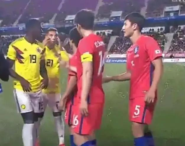 对于辱华行为的看法,如何看待辱华行为