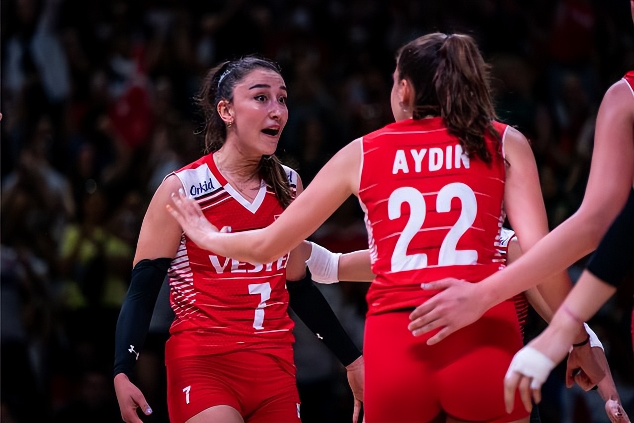 女排世联赛决赛2021巴西对日本,女排世联赛巴西对波兰半决赛