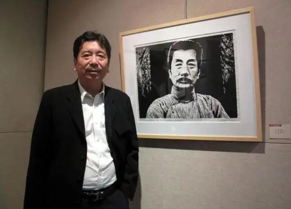 鲁迅发小“闰土”：暗恋同村寡妇，57岁惨死，孙子成为知名学者