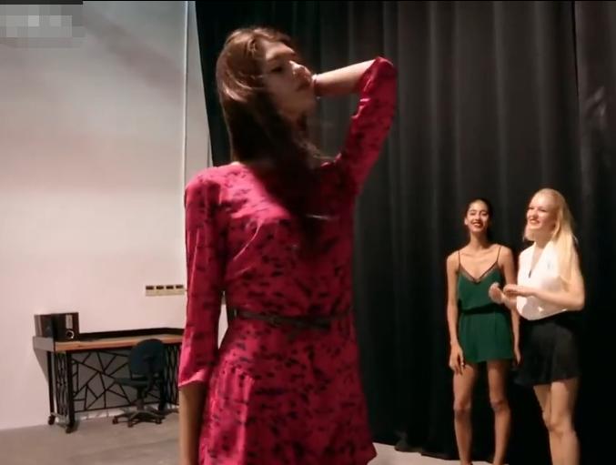 俄罗斯姑娘在上海做什么,酒吧舞女一个月收入多少