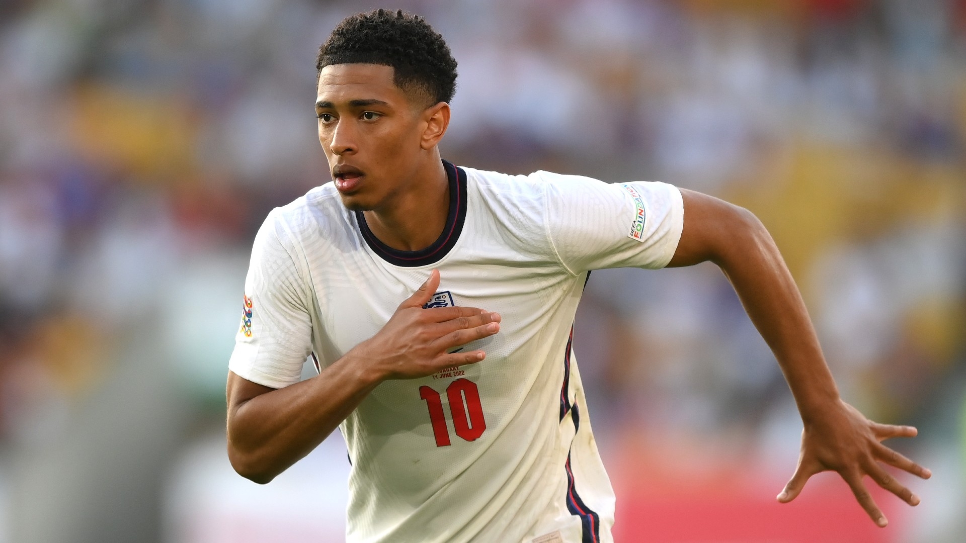 贝灵汉：19岁、身价1亿英镑、“英格兰的未来”，将引发竞购大战