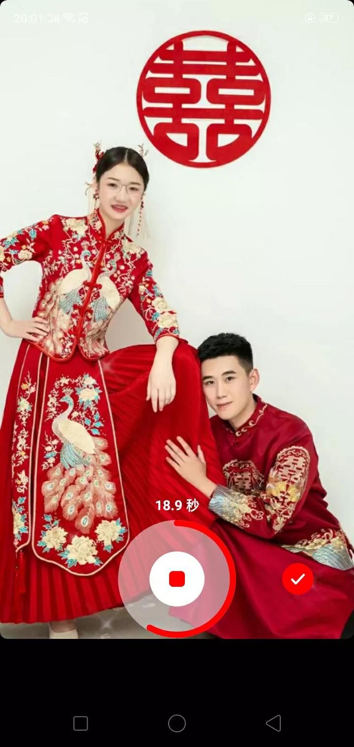 幸福不是拥有千缠万贯，而是两心相濡以沫的温暖