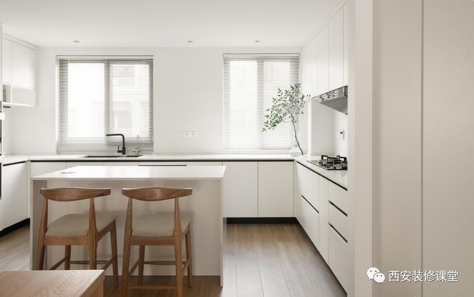 大户型复式日式原木风,顶楼复式维吾尔房子风格