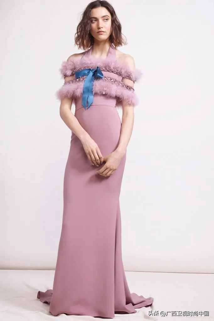 蝴蝶结的最佳搭配,大蝴蝶结怎么搭配好看图片