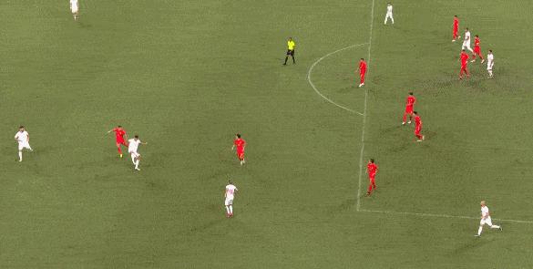 国足输给叙利亚球迷反应,国足输了球迷喊退钱原视频