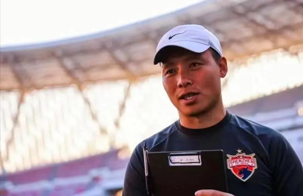 天之骄子陨落神坛,足球史上令人惋惜十大天才球员