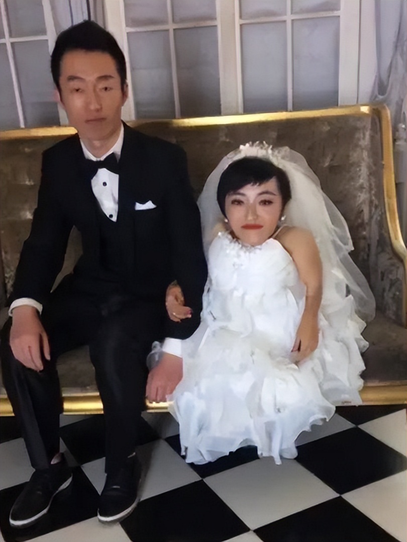 女富豪李喜梅简历,上海女首富李喜梅结婚